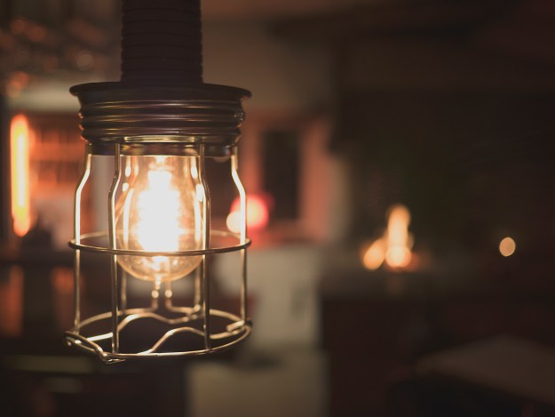 photo-1456685767951-0a8d8610d207